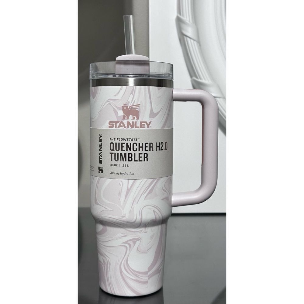 Stanley Quencher H2.0 FlowState Tumbler 30oz,‎ ROSE QUARTZ SWIRL - Picture 1 of 4